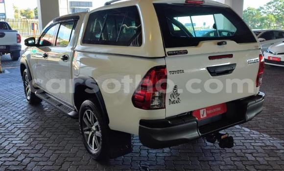 Acheter Occasion Voiture Toyota Hilux Blanc à Maseru, Maseru Acheter Occasion Voiture Toyota Hilux Blanc à Maseru, Maseru