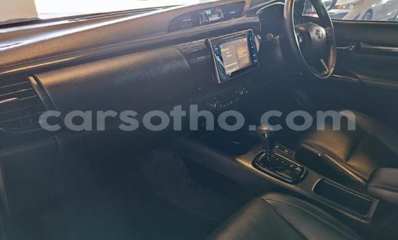 Acheter Occasion Voiture Toyota Hilux Blanc à Maseru, Maseru Acheter Occasion Voiture Toyota Hilux Blanc à Maseru, Maseru