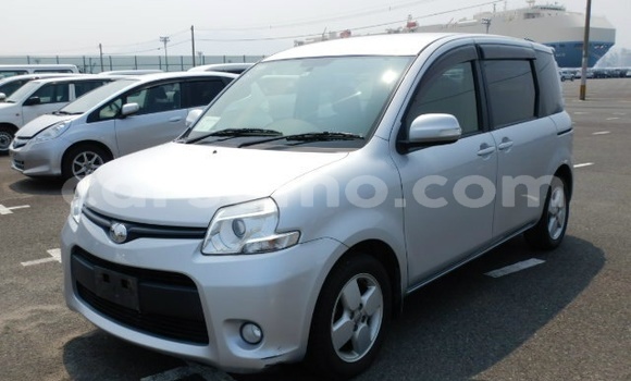 Buy Used Toyota Sienta Silver Car in Maseru in Maseru Buy Used Toyota Sienta Silver Car in Maseru in Maseru