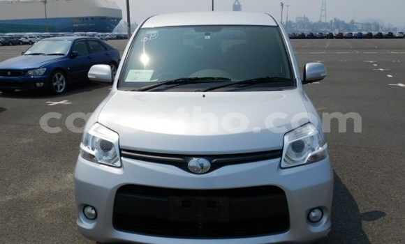 Buy Used Toyota Sienta Silver Car in Maseru in Maseru Buy Used Toyota Sienta Silver Car in Maseru in Maseru
