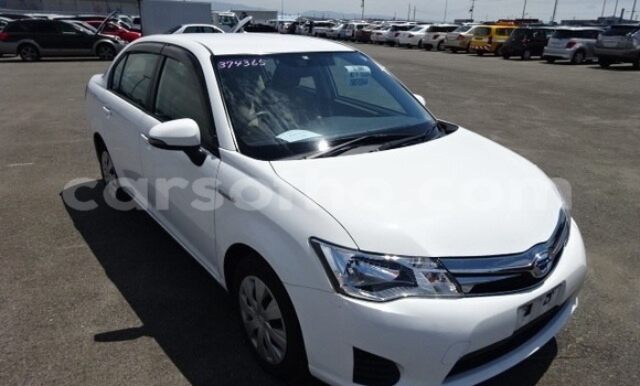 Buy Used Toyota Axio White Car in Maseru in Maseru Buy Used Toyota Axio White Car in Maseru in Maseru
