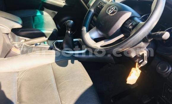 Buy Used Toyota Hilux White Car in Maseru in Maseru Buy Used Toyota Hilux White Car in Maseru in Maseru
