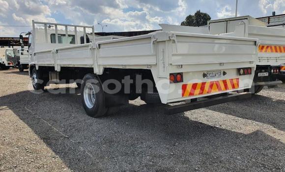 اشتري مستعمل Hino Ranger White شاحنة في Maseru في Maseru اشتري مستعمل Hino Ranger White شاحنة في Maseru في Maseru