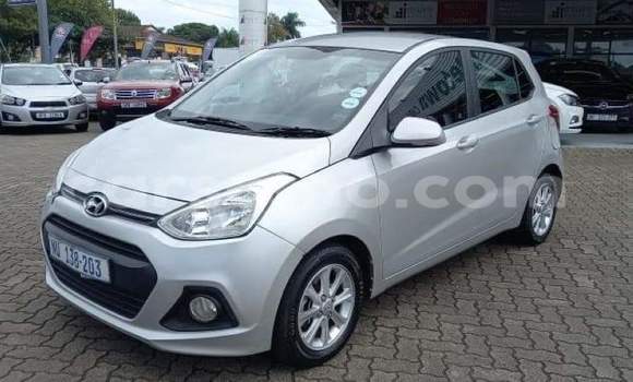 Sayi Na hannu Hyundai i10 Silver Mota in Roma a Maseru Sayi Na hannu Hyundai i10 Silver Mota in Roma a Maseru