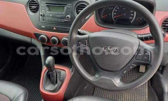 Sayi Na hannu Hyundai i10 Silver Mota in Roma a Maseru Sayi Na hannu Hyundai i10 Silver Mota in Roma a Maseru