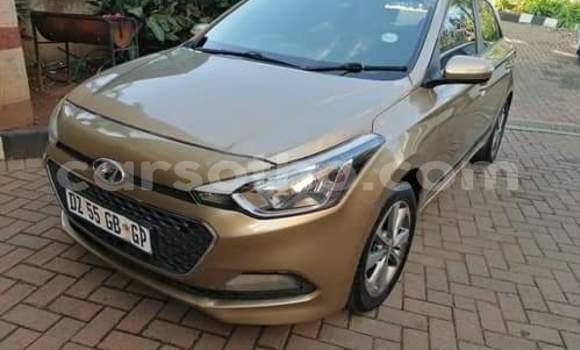 Sayi Na hannu Hyundai i20 Beige Mota in Thaba–Tseka a Mafeteng Sayi Na hannu Hyundai i20 Beige Mota in Thaba–Tseka a Mafeteng