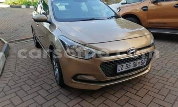 Sayi Na hannu Hyundai i20 Beige Mota in Thaba–Tseka a Mafeteng Sayi Na hannu Hyundai i20 Beige Mota in Thaba–Tseka a Mafeteng