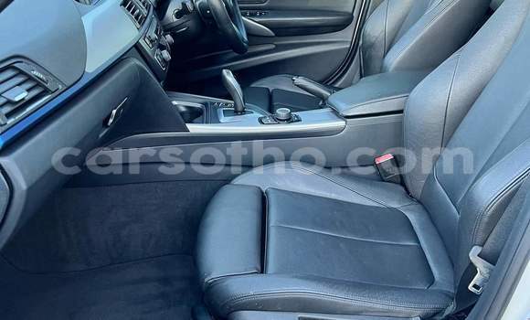 اشتري مستعمل BMW 3–Series White سيارة في Maseru في Maseru اشتري مستعمل BMW 3–Series White سيارة في Maseru في Maseru
