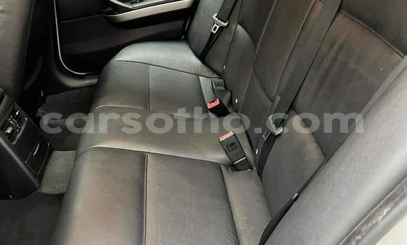 Sayi Na hannu BMW 3–Series White Mota in Maputsoa a Leribe Sayi Na hannu BMW 3–Series White Mota in Maputsoa a Leribe