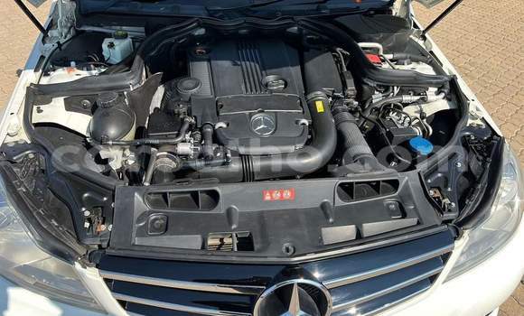Buy Used Mercedes-Benz C–Class White Car in Maputsoe in Leribe Buy Used Mercedes-Benz C–Class White Car in Maputsoe in Leribe
