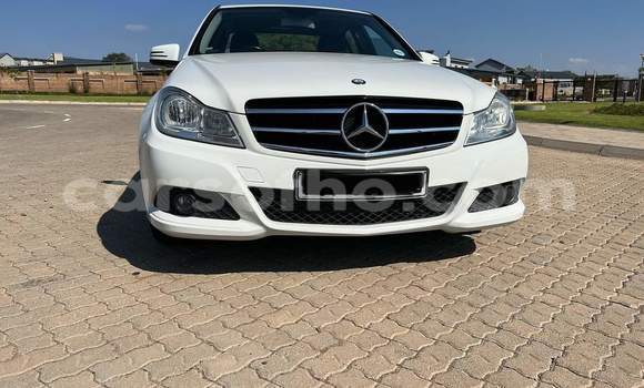 Buy Used Mercedes-Benz C–Class White Car in Maputsoe in Leribe Buy Used Mercedes-Benz C–Class White Car in Maputsoe in Leribe