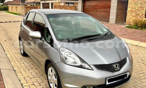 Sayi Na hannu Honda Jazz Silver Mota in Maseru a Maseru Sayi Na hannu Honda Jazz Silver Mota in Maseru a Maseru