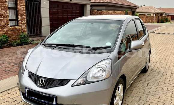 Sayi Na hannu Honda Jazz Silver Mota in Maseru a Maseru Sayi Na hannu Honda Jazz Silver Mota in Maseru a Maseru