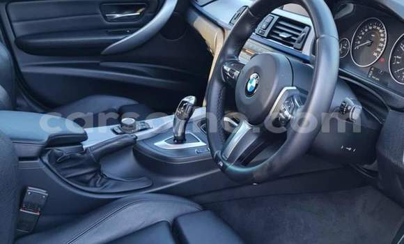 Sayi Na hannu BMW 3–Series Blue Mota in Maputsoe a Leribe Sayi Na hannu BMW 3–Series Blue Mota in Maputsoe a Leribe