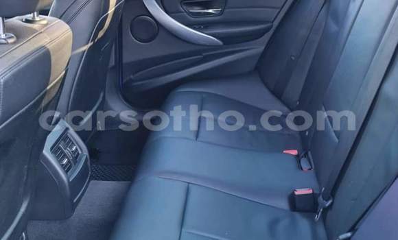 Sayi Na hannu BMW 3–Series Blue Mota in Maputsoe a Leribe Sayi Na hannu BMW 3–Series Blue Mota in Maputsoe a Leribe