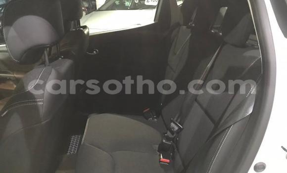 Sayi Na hannu Renault Clio White Mota in Hlotse a Leribe Sayi Na hannu Renault Clio White Mota in Hlotse a Leribe