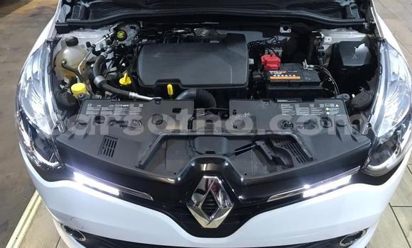 Sayi Na hannu Renault Clio White Mota in Hlotse a Leribe Sayi Na hannu Renault Clio White Mota in Hlotse a Leribe