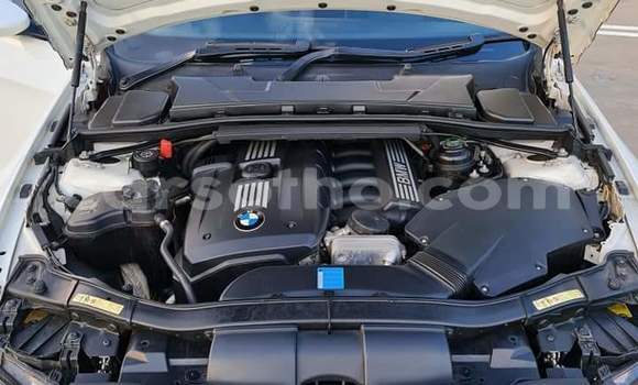 Acheter Occasion Voiture BMW 3–Series Blanc à Maseru, Maseru Acheter Occasion Voiture BMW 3–Series Blanc à Maseru, Maseru