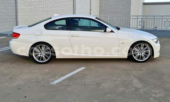 Acheter Occasion Voiture BMW 3–Series Blanc à Maseru, Maseru Acheter Occasion Voiture BMW 3–Series Blanc à Maseru, Maseru