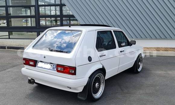 Acheter Occasion Voiture Volkswagen Golf Blanc à Maseru, Maseru Acheter Occasion Voiture Volkswagen Golf Blanc à Maseru, Maseru