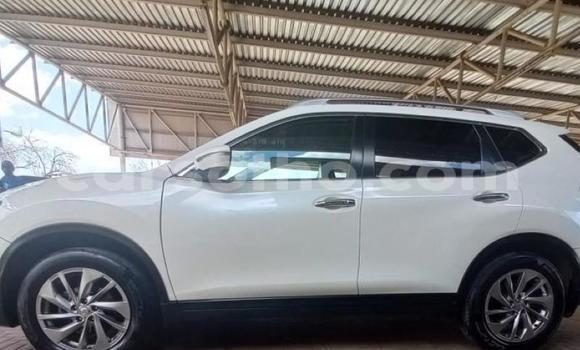 Acheter Occasion Voiture Nissan X–Trail Blanc à Maseru, Maseru Acheter Occasion Voiture Nissan X–Trail Blanc à Maseru, Maseru