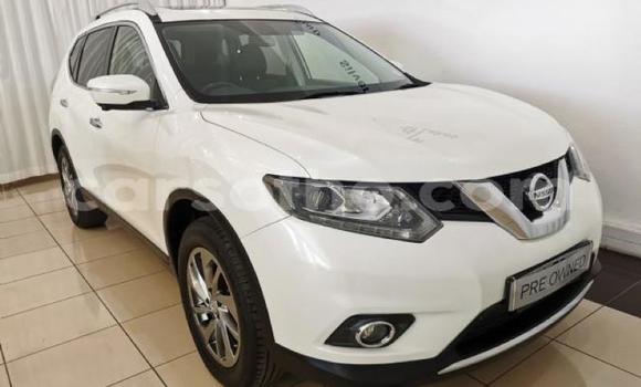Acheter Occasion Voiture Nissan X–Trail Blanc à Maseru, Maseru Acheter Occasion Voiture Nissan X–Trail Blanc à Maseru, Maseru