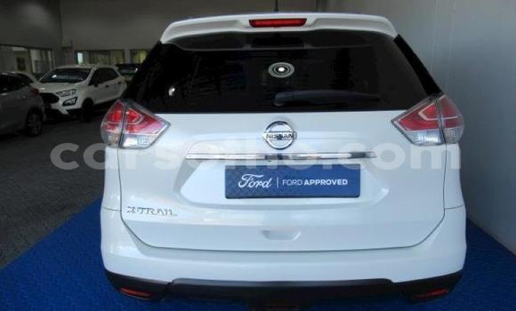 Acheter Occasion Voiture Nissan X–Trail Blanc à Maseru, Maseru Acheter Occasion Voiture Nissan X–Trail Blanc à Maseru, Maseru