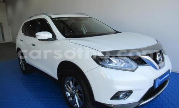 Acheter Occasion Voiture Nissan X–Trail Blanc à Maseru, Maseru Acheter Occasion Voiture Nissan X–Trail Blanc à Maseru, Maseru