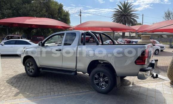 Sayi Na hannu Toyota Hilux Silver Mota in Maputsoe a Leribe Sayi Na hannu Toyota Hilux Silver Mota in Maputsoe a Leribe