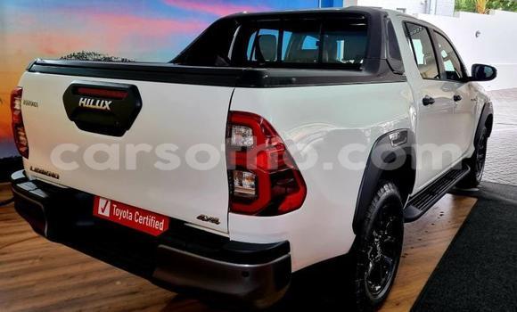 Acheter Occasion Voiture Toyota Hilux Blanc à Maseru, Maseru Acheter Occasion Voiture Toyota Hilux Blanc à Maseru, Maseru
