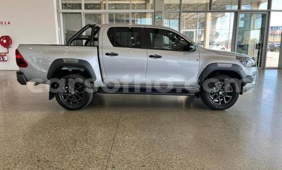 Acheter Occasion Voiture Toyota Hilux Gris à Butha–Buthe, Thaba-Tseka Acheter Occasion Voiture Toyota Hilux Gris à Butha–Buthe, Thaba-Tseka