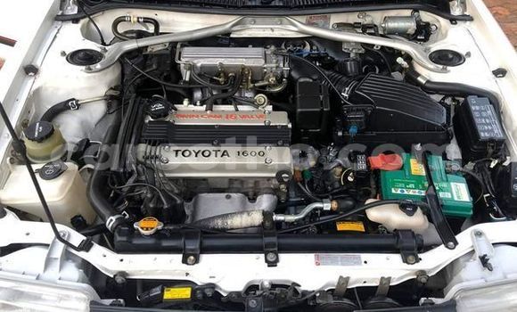 Sayi Na hannu Toyota Altezza White Mota in Hlotse a Leribe Sayi Na hannu Toyota Altezza White Mota in Hlotse a Leribe