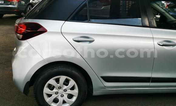Sayi Na hannu Hyundai i20 Silver Mota in Maseru a Maseru Sayi Na hannu Hyundai i20 Silver Mota in Maseru a Maseru