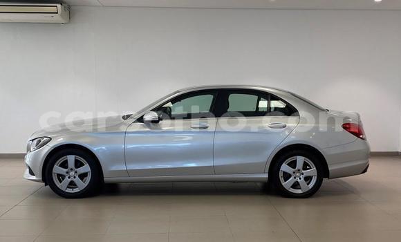 Sayi Na hannu Mercedes-Benz C-klasse Silver Mota in Butha–Buthe a Thaba-Tseka Sayi Na hannu Mercedes-Benz C-klasse Silver Mota in Butha–Buthe a Thaba-Tseka