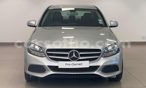 Sayi Na hannu Mercedes-Benz C-klasse Silver Mota in Butha–Buthe a Thaba-Tseka Sayi Na hannu Mercedes-Benz C-klasse Silver Mota in Butha–Buthe a Thaba-Tseka