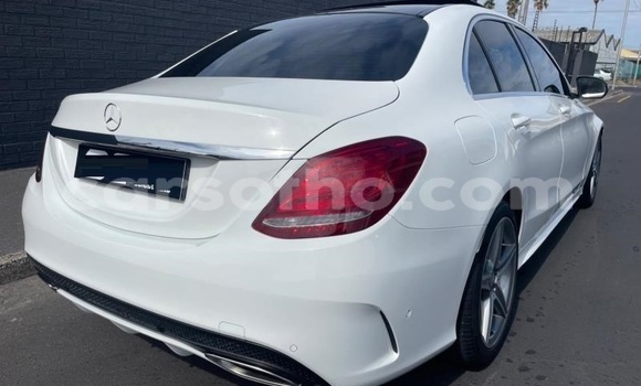 Buy Used Mercedes-Benz C-klasse AMG White Car in Maseru in Maseru Buy Used Mercedes-Benz C-klasse AMG White Car in Maseru in Maseru