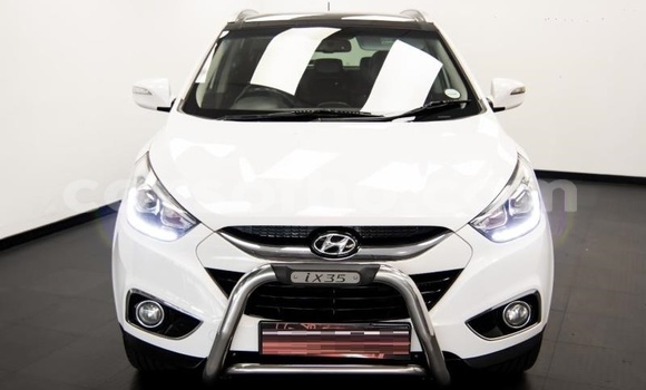 Buy Used Hyundai ix35 White Car in Maseru in Maseru Buy Used Hyundai ix35 White Car in Maseru in Maseru