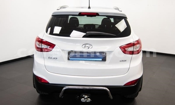Buy Used Hyundai ix35 White Car in Maseru in Maseru Buy Used Hyundai ix35 White Car in Maseru in Maseru