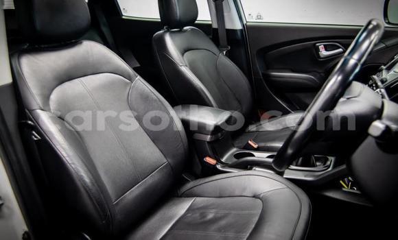 Buy Used Hyundai ix35 White Car in Maseru in Maseru Buy Used Hyundai ix35 White Car in Maseru in Maseru
