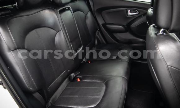 Buy Used Hyundai ix35 White Car in Maseru in Maseru Buy Used Hyundai ix35 White Car in Maseru in Maseru