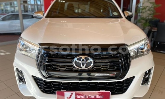 Buy Used Toyota Hilux White Car in Maseru in Maseru Buy Used Toyota Hilux White Car in Maseru in Maseru