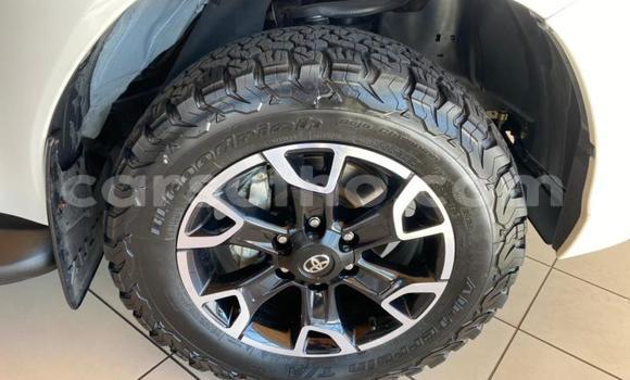 Buy Used Toyota Hilux White Car in Maseru in Maseru Buy Used Toyota Hilux White Car in Maseru in Maseru