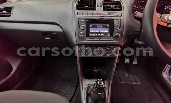 Acheter Occasion Voiture Volkswagen Polo Bleu à Hlotse, Leribe Acheter Occasion Voiture Volkswagen Polo Bleu à Hlotse, Leribe