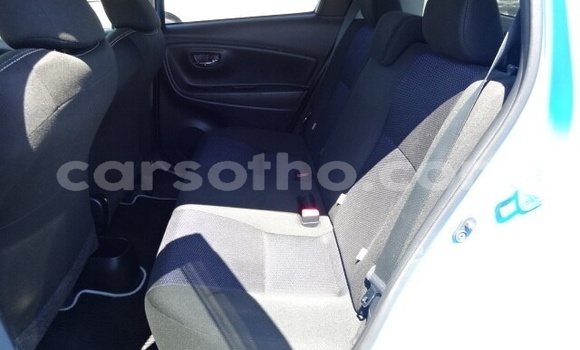 اشتري مستعمل Toyota Vitz Blue سيارة في Maseru في Maseru اشتري مستعمل Toyota Vitz Blue سيارة في Maseru في Maseru