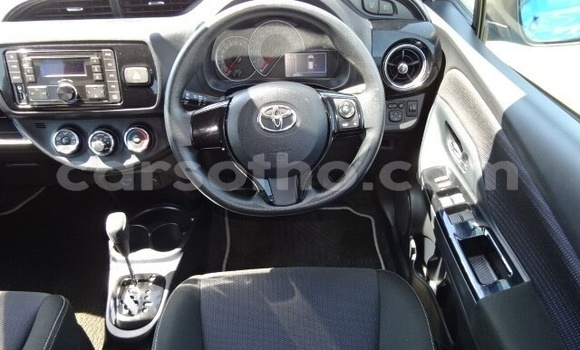 اشتري مستعمل Toyota Vitz Blue سيارة في Maseru في Maseru اشتري مستعمل Toyota Vitz Blue سيارة في Maseru في Maseru