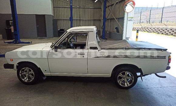 Sayi Na hannu Nissan 100NX White Mota in Maseru a Maseru Sayi Na hannu Nissan 100NX White Mota in Maseru a Maseru