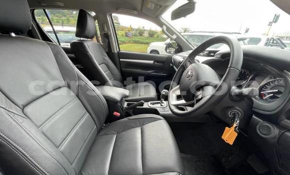 Acheter Occasion Voiture Toyota Hilux Blanc à Maseru, Maseru Acheter Occasion Voiture Toyota Hilux Blanc à Maseru, Maseru