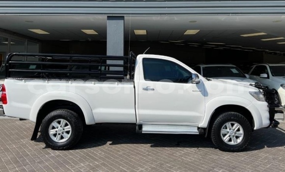 Acheter Occasion Voiture Toyota Hilux Blanc à Maseru, Maseru Acheter Occasion Voiture Toyota Hilux Blanc à Maseru, Maseru