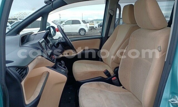 Buy Used Toyota Noah Blue Car in Maseru in Maseru Buy Used Toyota Noah Blue Car in Maseru in Maseru