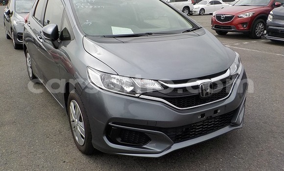 اشتري مستعمل Honda FIT Silver سيارة في Butha–Buthe في Thaba-Tseka اشتري مستعمل Honda FIT Silver سيارة في Butha–Buthe في Thaba-Tseka